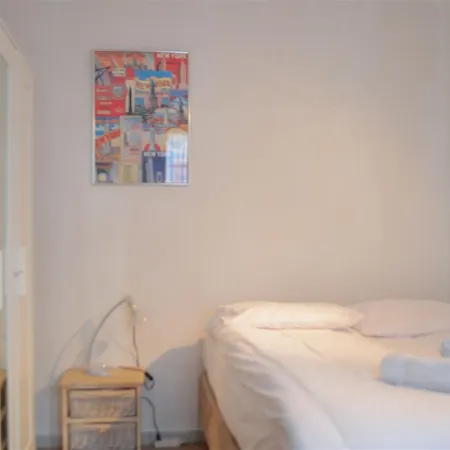 Apartment 1 Bedroom Flat In Vaugirard *